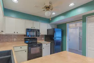 11 Rolling Hls Ct, Wyoming, OH 45215 - Photo 18