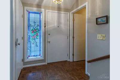 11 Rolling Hills Court, Wyoming, OH 45215 - Photo 6