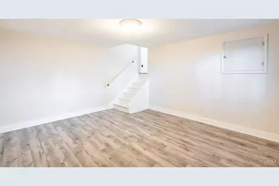 5584 Green Acres Court, Green Township, OH 45248 - Photo 12