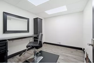 12079 Sheraton Lane #11, Springdale, OH 45246 - Photo 8