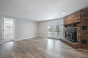 5260 Beechview Dr, Huber Heights, OH 45424 - Photo 6