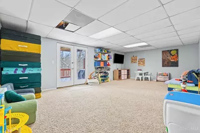 2042 Stratford Court, Loveland, OH 45140 - Photo 30