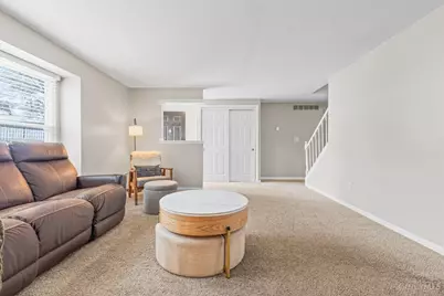 2042 Stratford Court, Loveland, OH 45140 - Photo 10