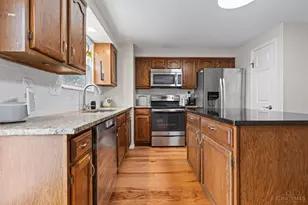 2042 Stratford Ct, Loveland, OH 45140 - Photo 16