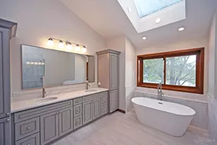 112 Bentwood Ct, Blue Ash, OH 45241 - Photo 26