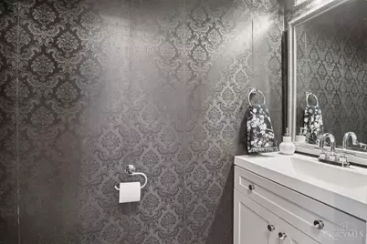 6051 Bridgehaven Drive #4, Miami Township, OH 45150 - Photo 30