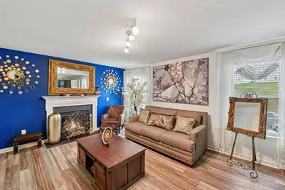 7970 Valley Crossing Drive, Colerain Township, OH 45247 - Photo 6