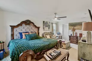 7970 Valley Crossing Dr, Colerain Township, OH 45247 - Photo 24