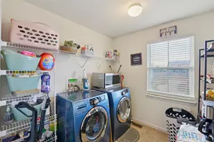 7970 Valley Crossing Dr, Colerain Township, OH 45247 - Photo 34