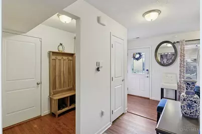 7970 Valley Crossing Drive, Colerain Township, OH 45247 - Photo 4