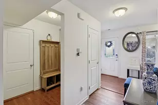 7970 Valley Crossing Dr, Colerain Township, OH 45247 - Photo 4