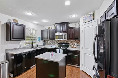 7970 Valley Crossing Drive, Colerain Township, OH 45247 - Photo 12