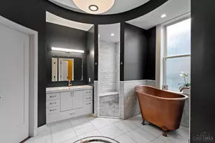 221 Kemp Alley, Cincinnati, OH 45202 - Photo 24