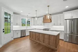 7834 Laurel Ave, Madeira, OH 45243 - Photo 12