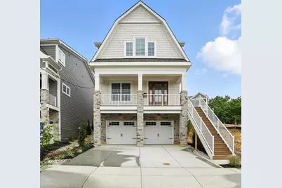 7834 Laurel Avenue, Madeira, OH 45243 - Photo 1