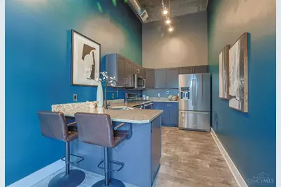 353 W Fourth Street #210, Cincinnati, OH 45202 - Photo 10