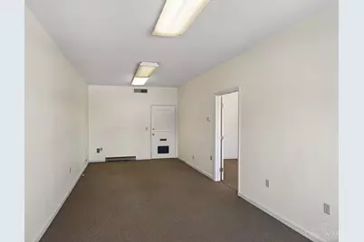2639 Erie Avenue #204, Cincinnati, OH 45208 - Photo 8