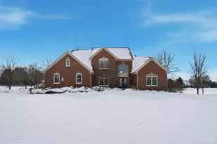 7276 Wetherington Dr, West Chester, OH 45069 - Photo 2