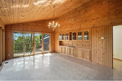 2088 Raeburn Drive, Cincinnati, OH 45223 - Photo 16