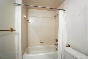 2088 Raeburn Dr, Cincinnati, OH 45223 - Photo 46