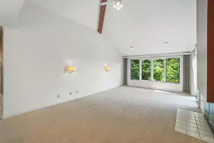 2088 Raeburn Dr, Cincinnati, OH 45223 - Photo 28