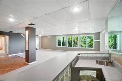 2088 Raeburn Drive, Cincinnati, OH 45223 - Photo 40