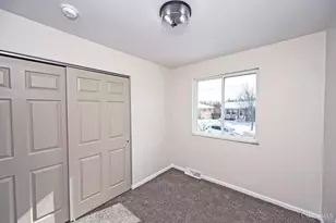2085 N Teralta Cir, Cincinnati, OH 45211 - Photo 24