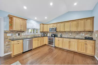 4272 N Shore Drive, West Chester, OH 45069 - Photo 4