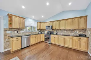 4272 N Shore Dr, West Chester, OH 45069 - Photo 4