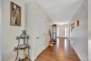 4272 N Shore Dr, West Chester, OH 45069 - Photo 2