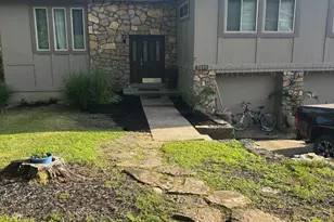 3899 Ridgedale Dr, Cincinnati, OH 45247 - Photo 2