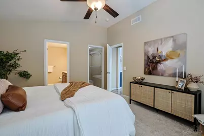 1919 Washburn Street, Cincinnati, OH 45223 - Photo 22