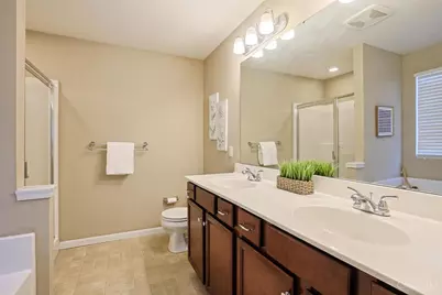 1919 Washburn Street, Cincinnati, OH 45223 - Photo 12