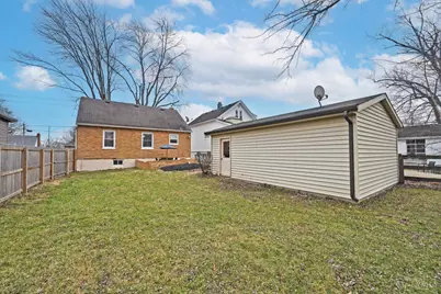 8021 Beech Avenue, Deer Park, OH 45236 - Photo 36