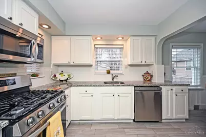 8021 Beech Avenue, Deer Park, OH 45236 - Photo 10