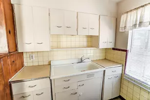 3104 Gobel Ave, Cincinnati, OH 45211 - Photo 12