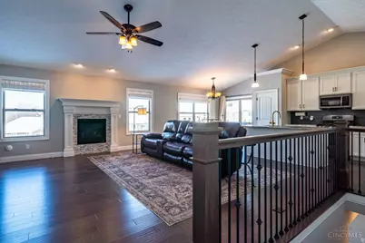 29 Louise Drive, Springboro, OH 45066 - Photo 4