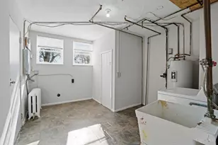 21 Chalmers Ct, Green Hills, OH 45218 - Photo 10