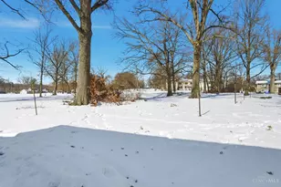 21 Chalmers Ct, Green Hills, OH 45218 - Photo 36