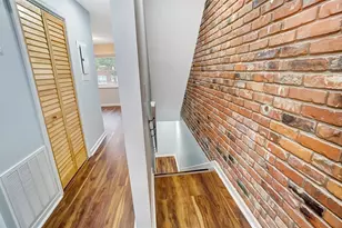 5701 Montgomery Rd, Cincinnati, OH 45212 - Photo 30