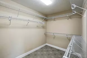 2695 Bent Creek Ct, Beavercreek, OH 45431 - Photo 36