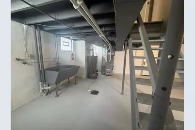 7849 Seward Avenue, Cincinnati, OH 45231 - Photo 26