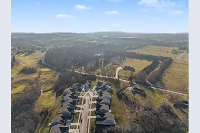 2160 Prestwick Bend, Miamisburg, OH 45342 - Photo 16