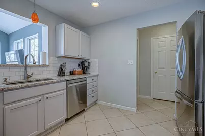 110 Kitty Hawk Drive, Springboro, OH 45066 - Photo 8