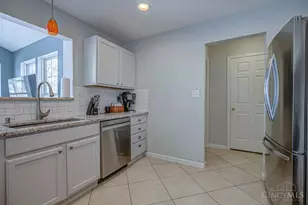 110 Kitty Hawk Dr, Springboro, OH 45066 - Photo 8