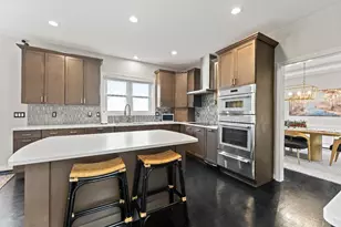 397 Huntington Dr, Loveland, OH 45140 - Photo 14