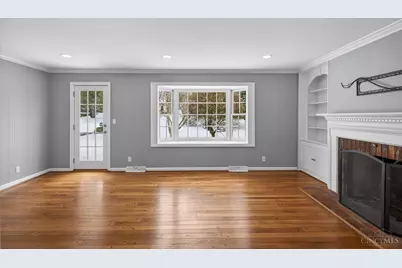 987 Chesterton Way, Anderson Township, OH 45230 - Photo 12