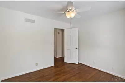 987 Chesterton Way, Anderson Township, OH 45230 - Photo 38