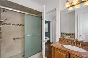 987 Chesterton Way, Anderson Township, OH 45230 - Photo 36