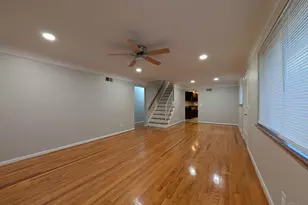 8829 Mockingbird Ln, Springfield Township, OH 45231 - Photo 6